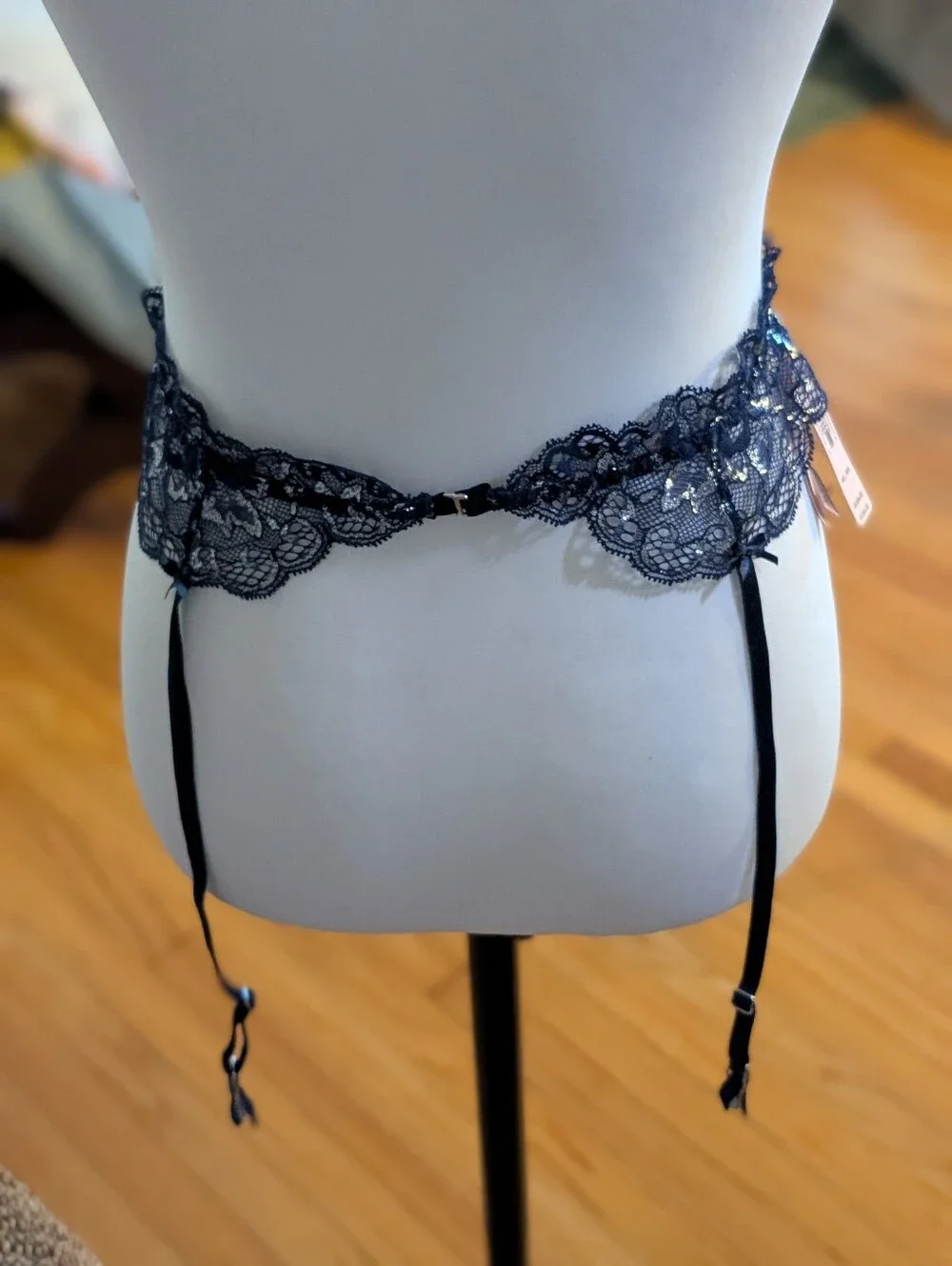 Coquette Glitter Lace Garter Belt Victoria's Secret Navy‎ Blue Metallic (M) NWT